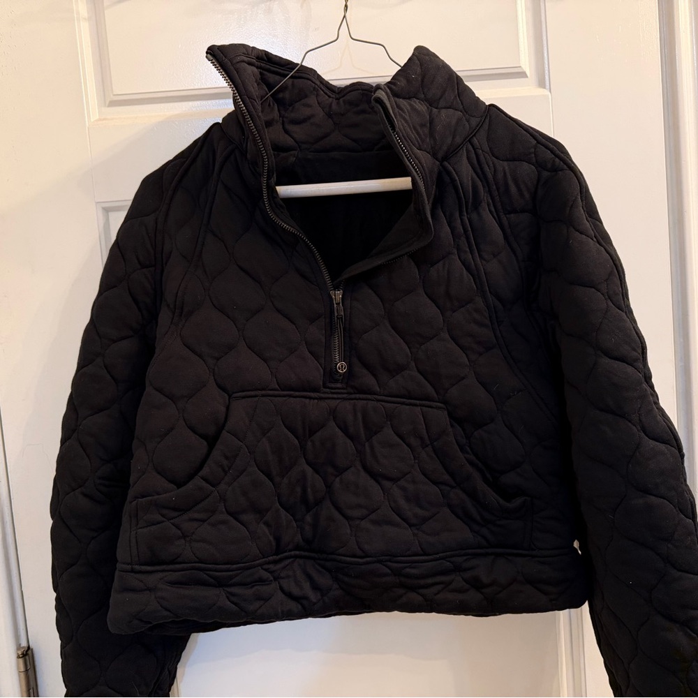 lululemon athletica Black Quilted Sweatshirt